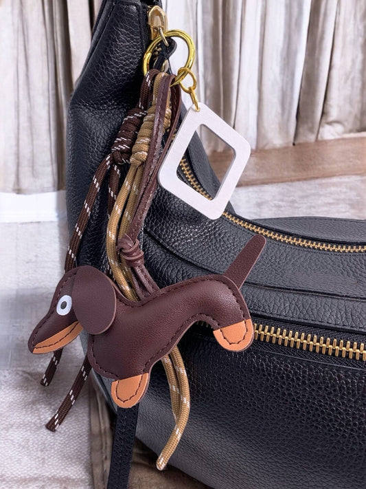 Taschenanhänger und Schlüsselanhänger Hund mit quadratischem