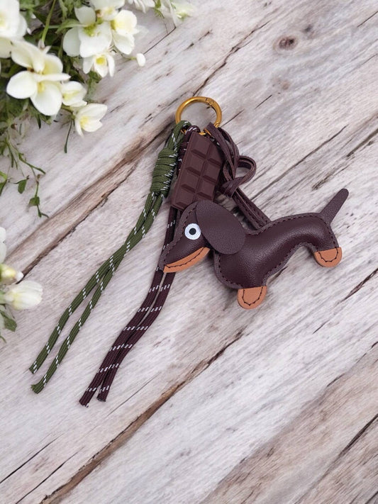 Taschenanhänger und Schlüsselanhänger Hund und Schokolade
