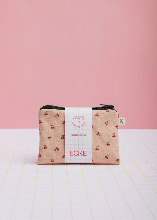 ECKE Geldbörse mit Kirschenmotiv in Nude