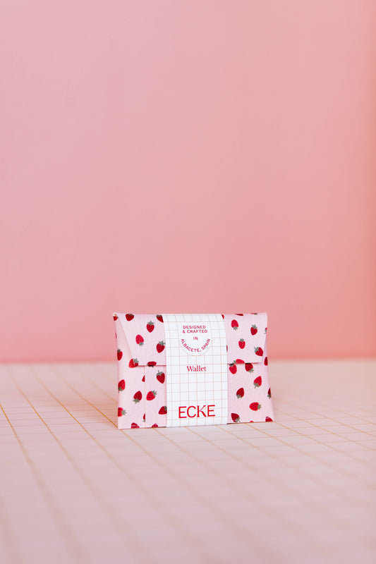 ECKE Kartenetui mit Erdbeermotiv in Pink